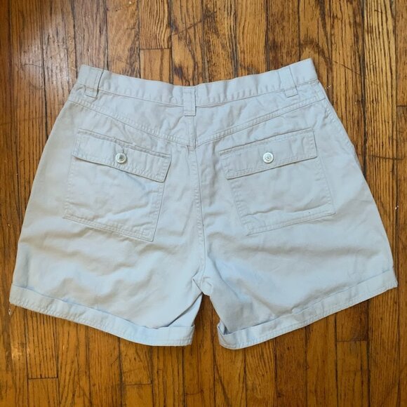 White Arizona Shorts - Picture 5 of 5